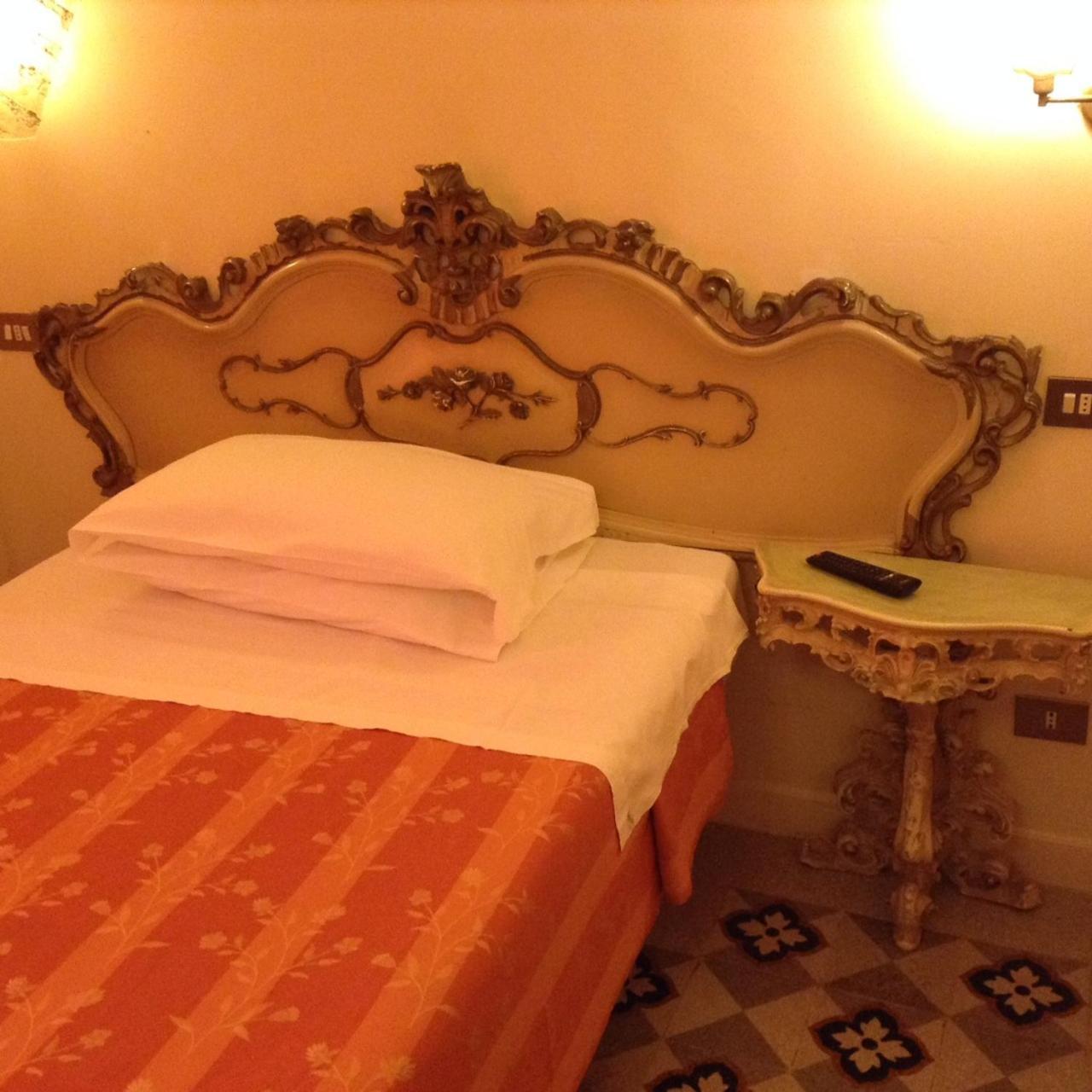 Maison De Marta Rom Rum bild
