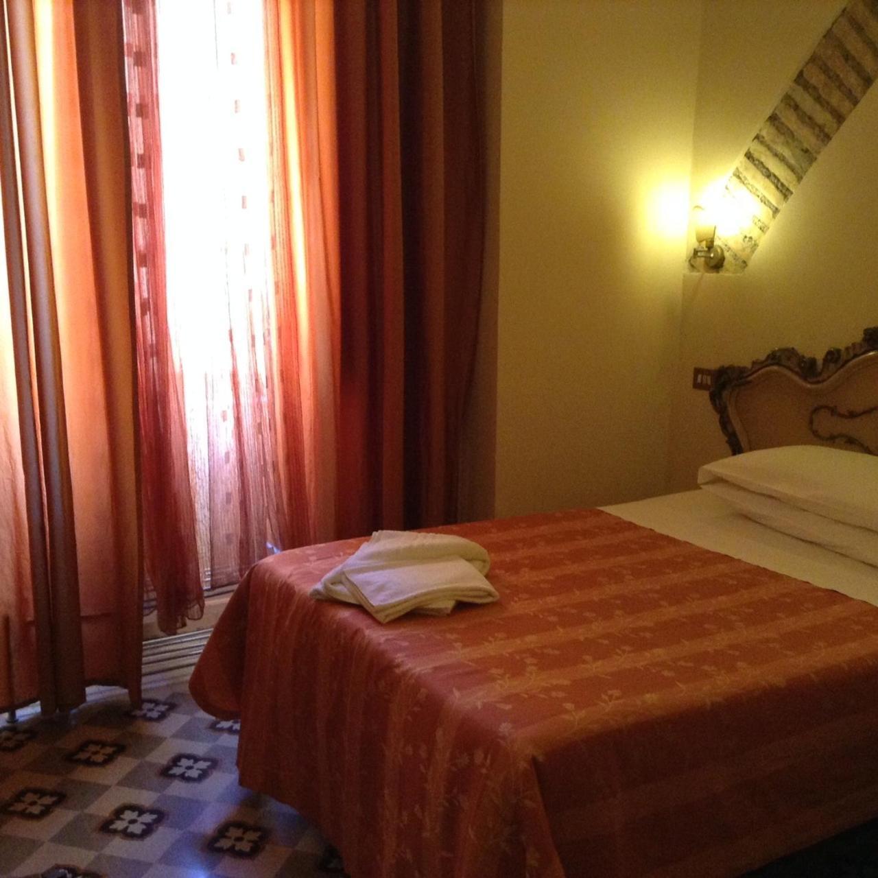 Maison De Marta Rom Rum bild